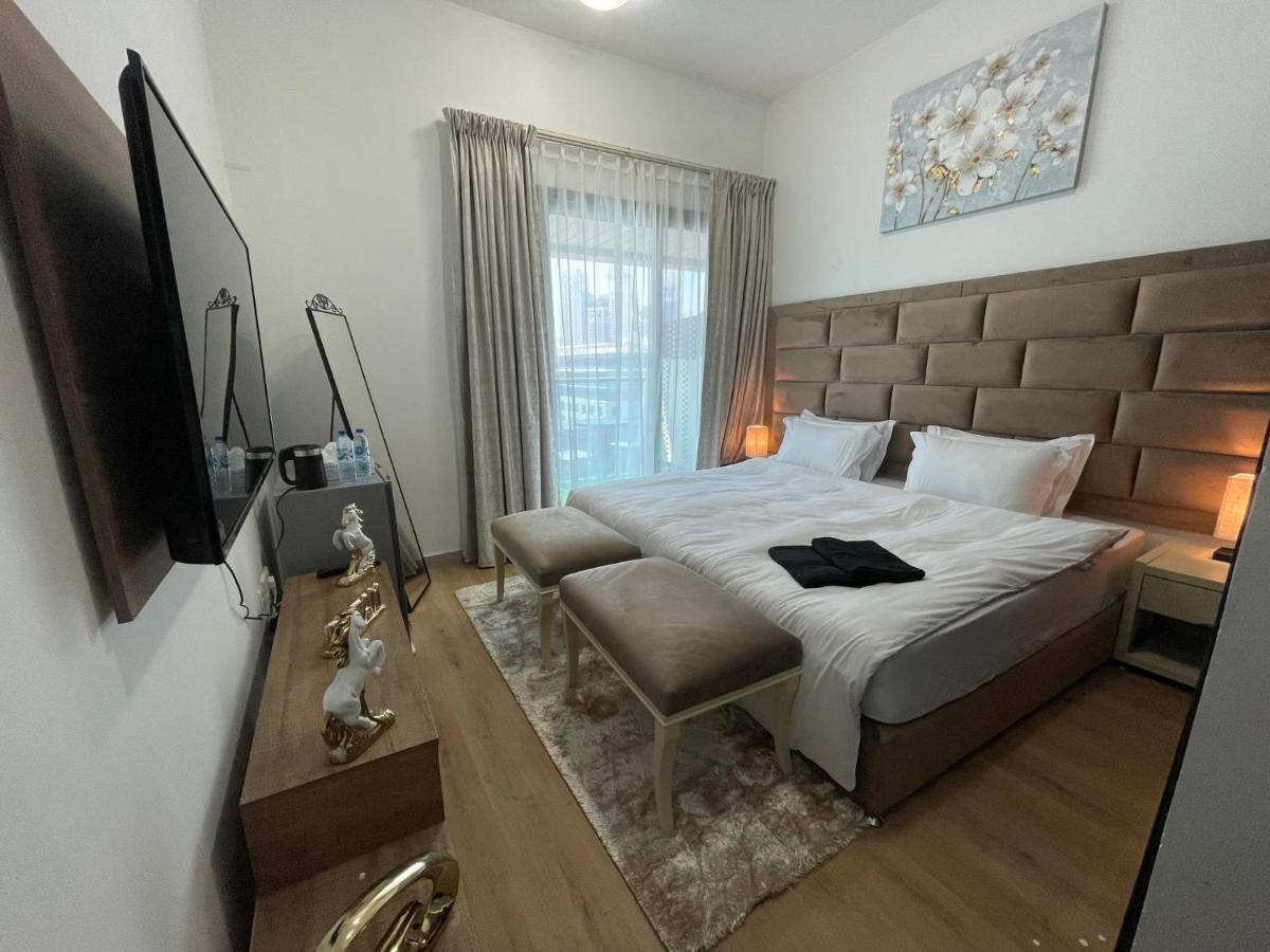 Private Gorgeous Room With Marina View With Shared Kitchen In Shared Apartment Dubai Exterior photo